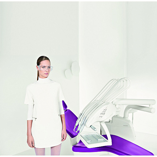 Swident Friend Plus – стоматологическая установка с верхней подачей инструментов